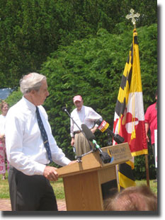 Kirk Rodgers addressing audience during Wye Oak Centennial Commemoration on June 6, 2006