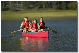 family canoeing image